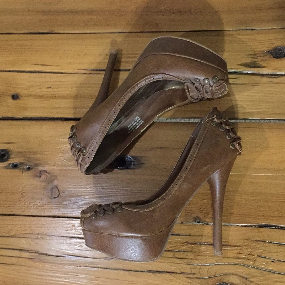 Zigi Soho Brown Heel Pumps Lace-Up/ Corset Size 6